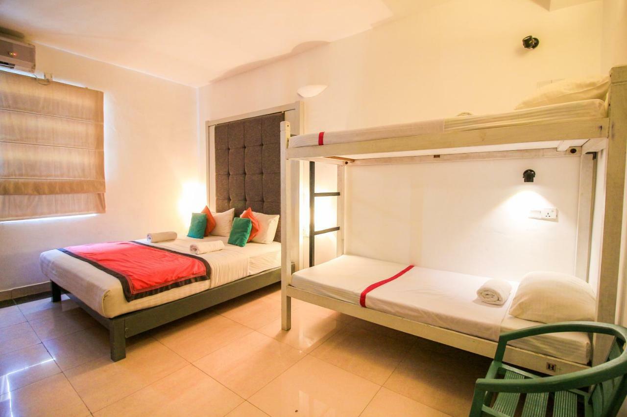 Clock Inn Dehiwala Экстерьер фото